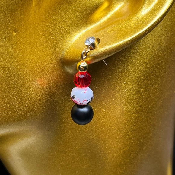Red and black earrings-onyx - Picture 5 of 5